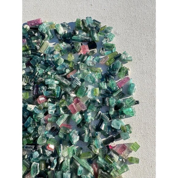 Tourmaline Crystals Lot - 146.7 grams / 733 carats - Picture 4 of 8